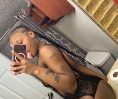 CUTIE WITH A BODY 🥰 OUTCALLS AND SLUTTY FACETIME SHOWS 🥰 - 24 - Image 2
