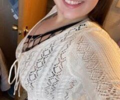 2 POP 1HR SPECIAL!!!cute petite hottie 😏😍 Come finish your week the right way 😉💁🏻♀ - Image 2