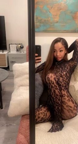 fine petite asain😍 thanksgiving deals! outcalls only - 1