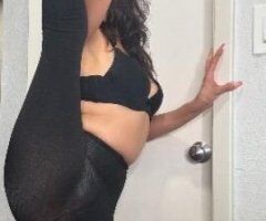 Galveston escorts - very sweet and petite latina looking for an older more mature gentleman