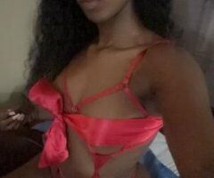 Top Tier⭐💦 Creamy Phat Pussy 💦🥰 FaceTime Show Content 🫶🏾💦🥰 - Image 8
