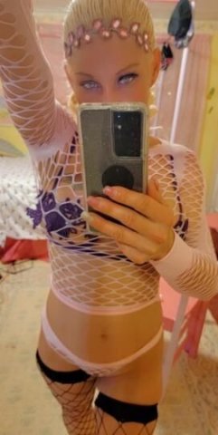 sweet petite treat - 1