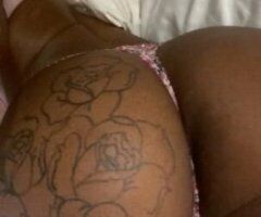 Milwaukee escorts - candy 🥴🍑😻💦🍆😜 INCALLS RIGHT NOW