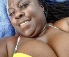 thick sexy chocolate looking for fun 💦😋 - Image 4