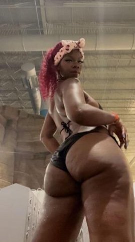 Big booty sexy chocolate queen 🍫💝😍😅😘🥰 - 1