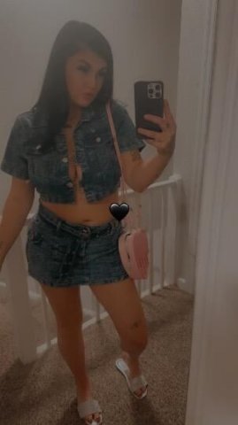 sexy cajun black haired beauty🩷 - 1