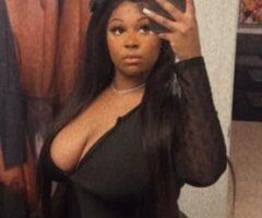 Curvy treat 🍒 - Image 4