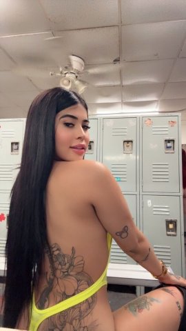 Mia - 22 - 1