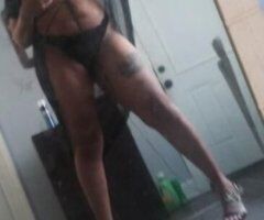 Cincinnati escorts - Pretty Nikki Incall available