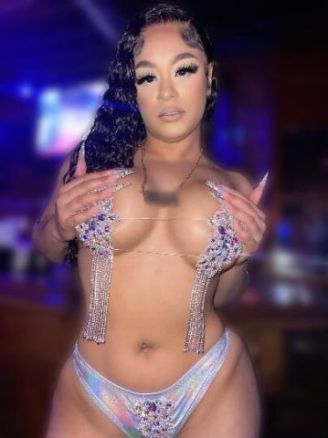 🌟 Meet Katrina: Your Exotic Companion for Unforgettable Moments - 1