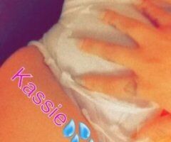 Kassie 💦😍 - Image 3
