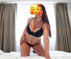 Evansville escorts - Big Boobs Latina Looking for a fuck buddy - 20