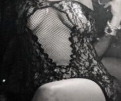 Witchy MILF Vibesss (Ask about my special qv offer tonight) - Image 9