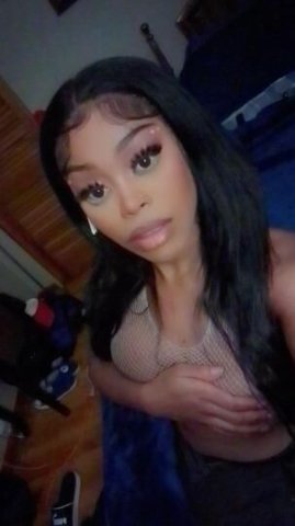 Hornygirl 😻Add Snap: CakeyPie👻 - 1