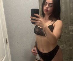 sexy latina mami - 23 - Image 2