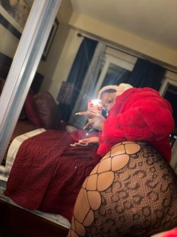 YOUR FAVORITE THICKEBONY LIGHTSKIN👅🫦 - 20 - 1