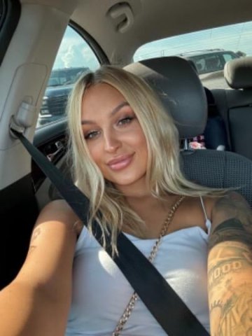 Blonde Baddie 💋 SELLING CONTENT 2 🥰 - 1