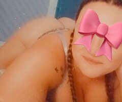 Hi! I love to suck Lollipops. How long will yours last between these lips Hmmmm💋💕🔥💦 - 41 - Image 5