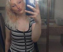 Green eyed cutie with a booty😜🤭😘🍑💦 - Image 2