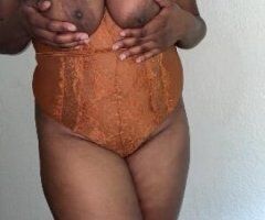 Redding escorts - thick cruvy cinnamon come take a lick