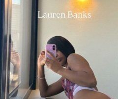 New Coming to Town Sunday 🏨 Slim Cutie☀🌴5'9 & Fine ! Slim Waist ⏳, Cute Face💋 - 29 - Image 1