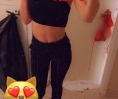 Erie escorts - FULL BODY MASSAGE AVAILABLE NOW WITH BECKA