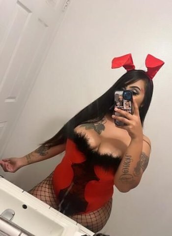 IM BACK BABES !!! CUM SEE ME AN GET ME WETTT!!! - 1