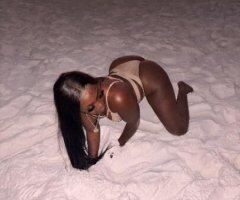 Prettiest Chocolate Chic Alive - Image 3