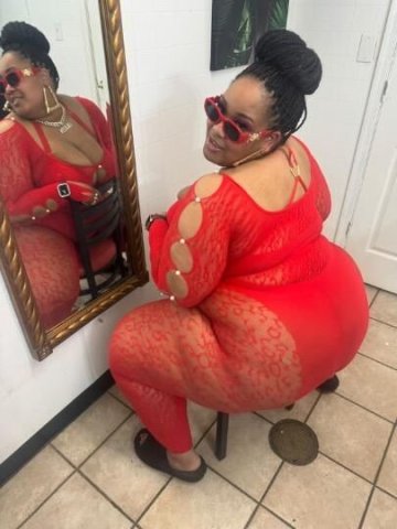 big booty keekee is back! YES ITS ME!!! FREE AT 3pm lastnight here - 1