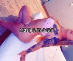 Sexy thick snowbunny ready to blow your mind 💦🍑 - Image 2