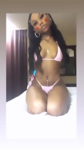 🦋 Naughty Sweet and Petite 🦋 outcalls ONLY - 1
