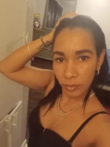 Hola chica latina - 1