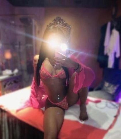 Lets Chill Daddy 🤸🏾♀😋 - 1