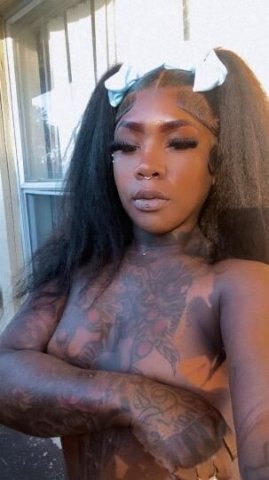 PEACHES 💦🍒💦 - 1