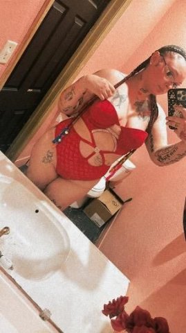 Real page Real ad Call me facetime Come see this wet world i live in and come enjoy all week and weekends incall only racine❤ - 1