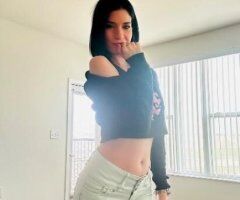 Sexy Latina😋100% natural. - Image 10