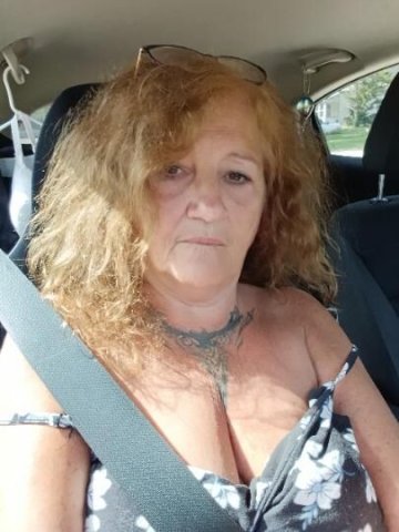 Hot Freaky Cougar - 1