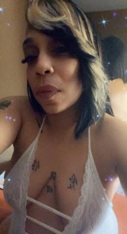 💙🤍❤HAPPY VETERANS DAY LAST DAY N TOWN DON'T MISS OUT ON THIS PRETTY 😍 WITH THA GOOD COOCHIE N GOOD AZZ HEAD 🗣 DADA👋🏾😘🤙🏾🎯 - 1