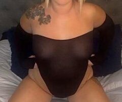 Discrete, upscale, curvy blonde companion! 💋🥂 - Image 5