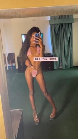 Curly Head 🔥SliM 🍫 Goddess 😻 Here To Rock Your WORLD 🌎 - 1