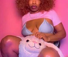 your favorite masseuse - Image 3