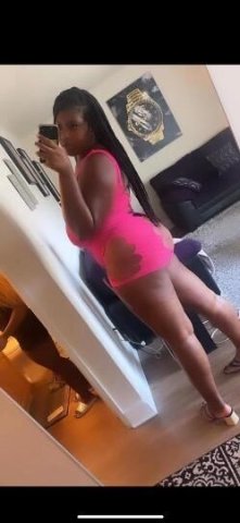 Outcalls 😇 // Incalls 🏠// Car Play 🚘 🤪🌆 Huge tits 🍈🍈 Juiicy ass💦🍆🍎😜🤤Thick & SEXY! Let's have some fun!👅💦🌪 - 1