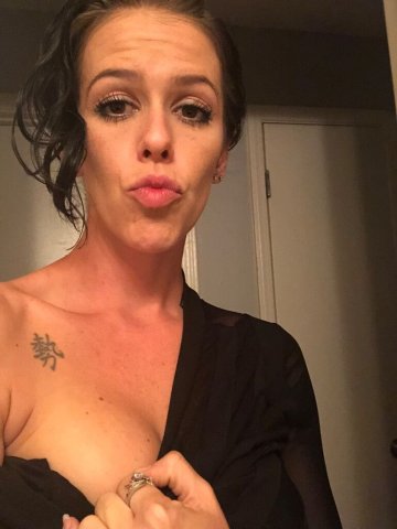 I know what you want, I have what you want, cum and get it.😘 - 38 - 1