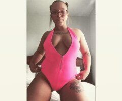 HOTTT BABE - Image 2