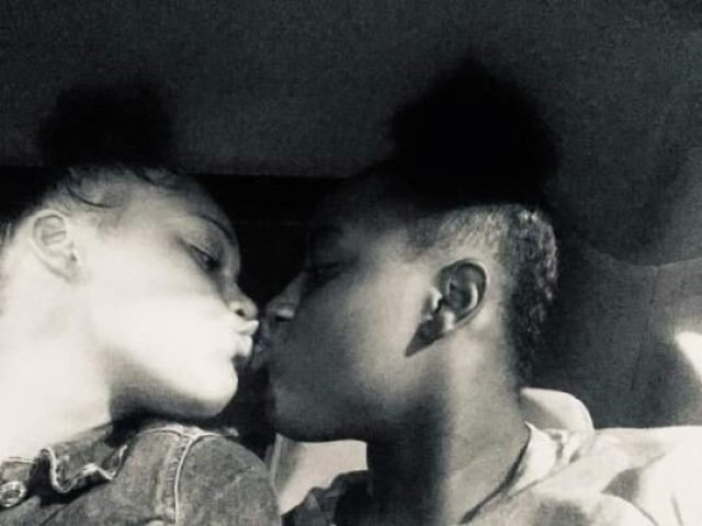 •2 Girls One Night •⭐⭐⭐⭐ - 1