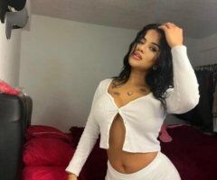 THROAT GOAT😩💦 BEST FACETIME SHOWS 😍👅😈 freaky slut - Image 2