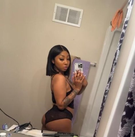 Come and play in my Tropical paradise 🌴👅 and take a trip to somewhere you can be free 🦋 come have a night of pure relaxation and sexual pleasure..your wish is my command😋 - 1