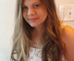 come enjoy a sexy tryst with me! I am four feet ten petite Irish American sexy vixen - Image 5