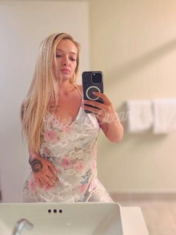 All Natural, Curvy, Girl Next Door - Verified, HIGHLY Reviewed - 1