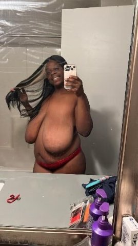 QVS ARE 120 NOTHING LOWER , COME SEE ME🏐🏐 FETISH FRIENDLY 🥜🍆🥂 - 1